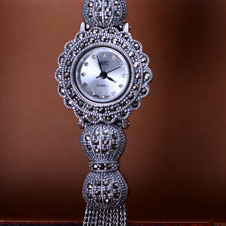 Vintage fine quartz watch