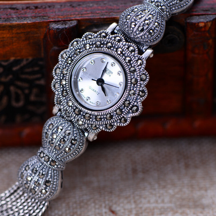 Vintage fine quartz watch