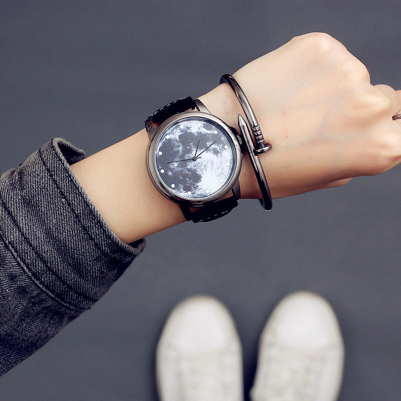 Fashion Minimalist Women Quartz Wristwatches