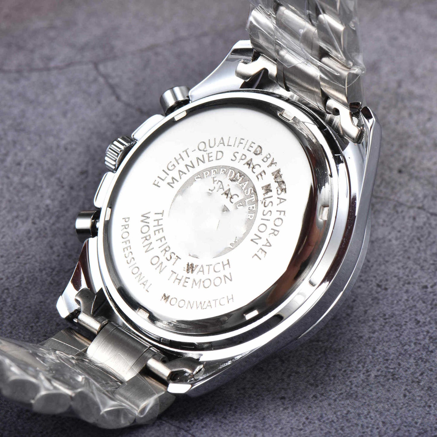 Steel Band Six-pin Quartz Chronograph Watch