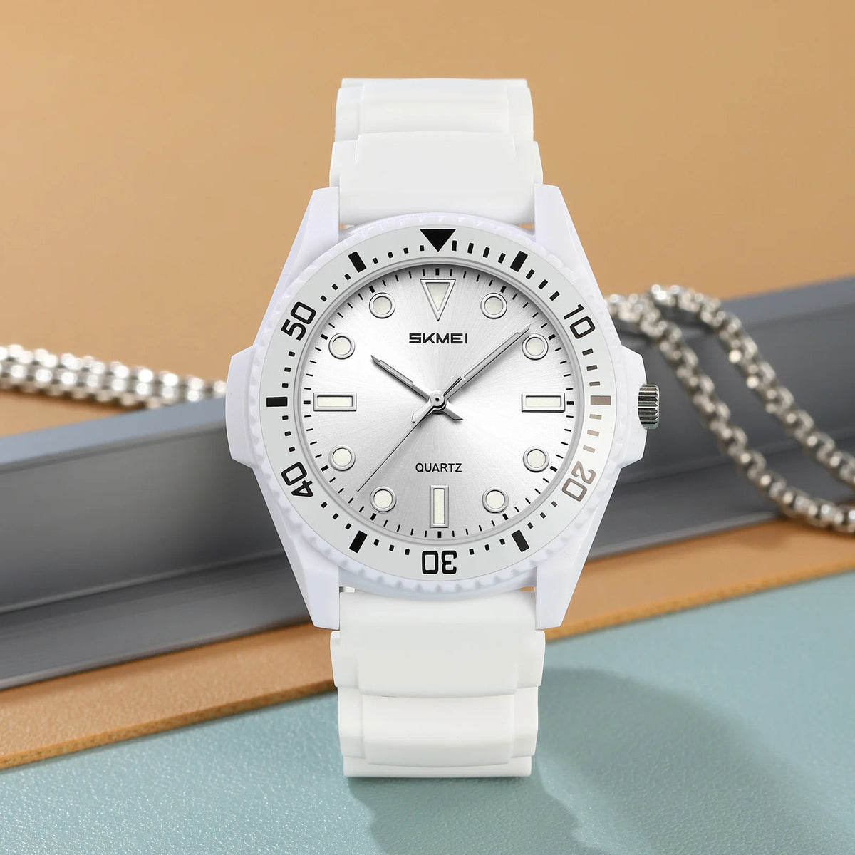 SKMEI 2622 Fashion Quartz Wristwatch 50M Waterproof Kid Watch