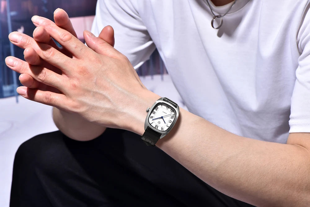 New Men's Watches Top Brand Luxury Oval Quartz Watch