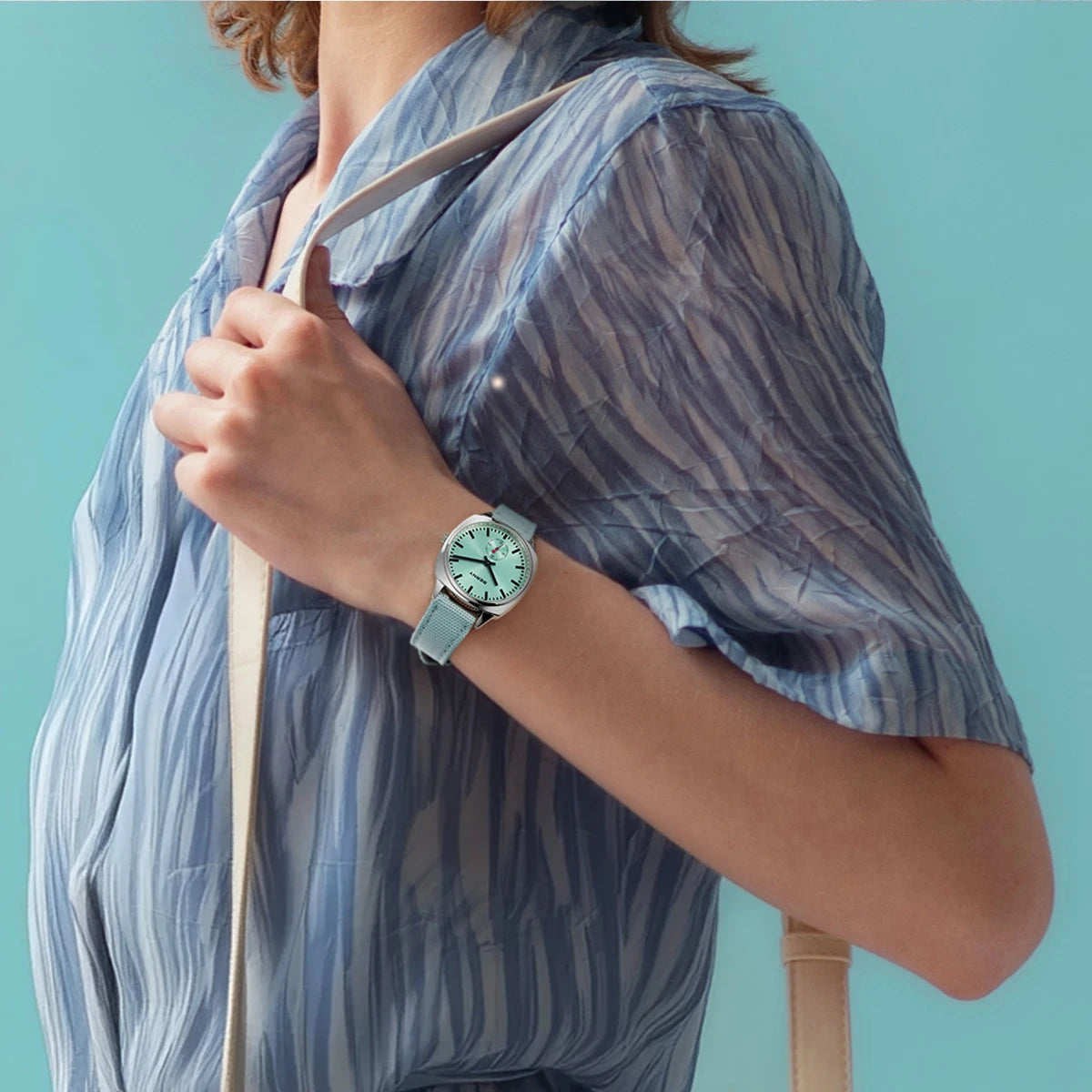 Ladies Railway Watch Canvas Women Wristwatch Quartz